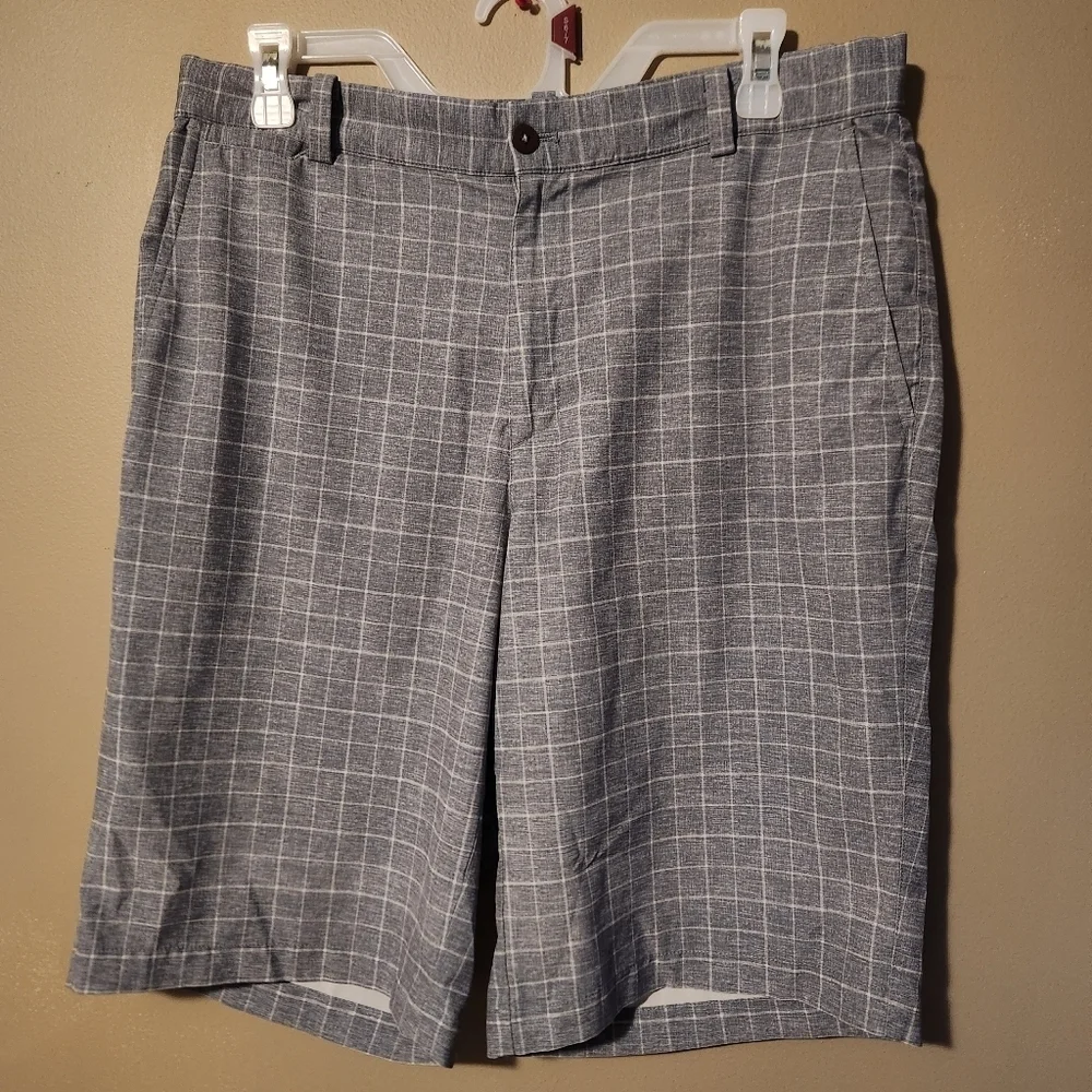 Nike Golf Shorts Plaid Checkered Grey And White Size 32